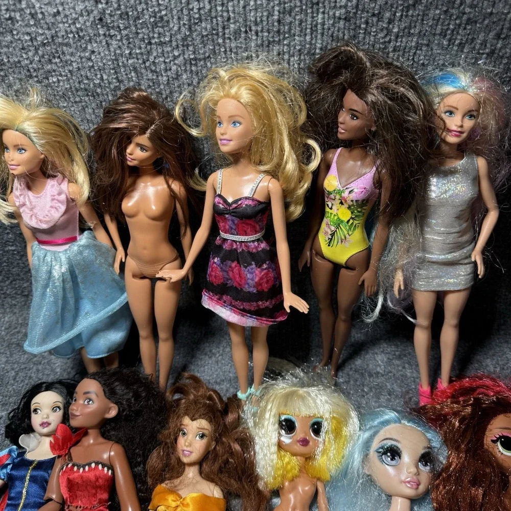 Barbie Doll‎ Lot Of 11 Includes Disney Princesses And LOL Dolls Mix Lot of Dolls